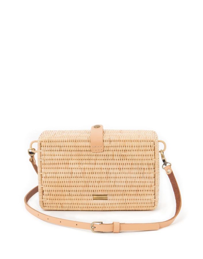 Rectangular Rattan Crossbody Bag added by Spoak Member