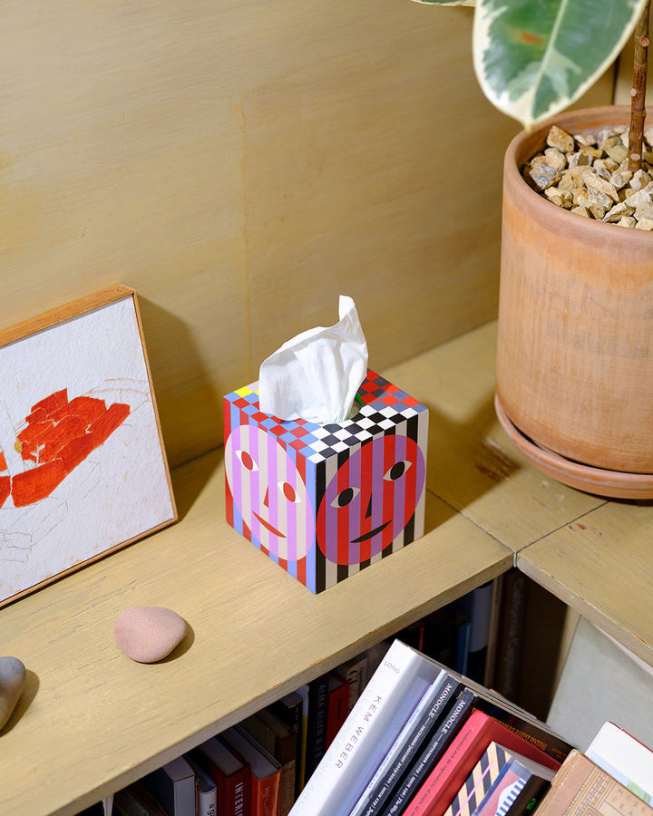 Everybody Tissue Box Holder added by Spoak Member