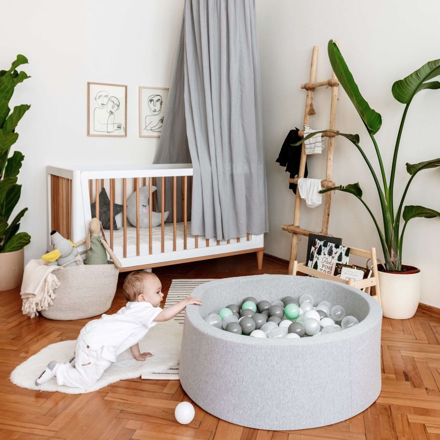 Larisa & Pumpkin Ball Pit in Grey + Balls (Pick Your Colours) added by Spoak Member