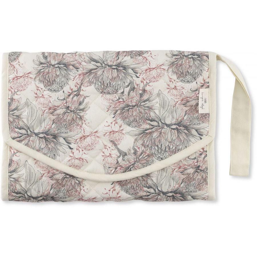 Konges Slojd Changing Pad in Chardon added by Spoak Member