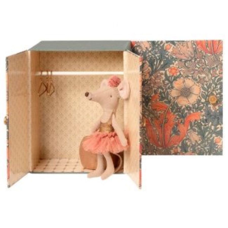 Maileg Dance Room with Big Sister Mouse added by Spoak Member