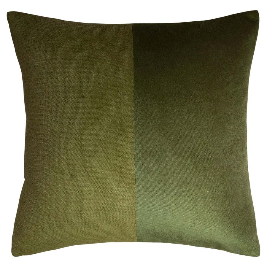 Double Green Cushion added by Liliana Matos