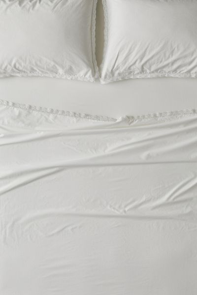 Eliza Breezy Cotton Percale Lace Trim Sheet Set added by Caitlin Ackerman