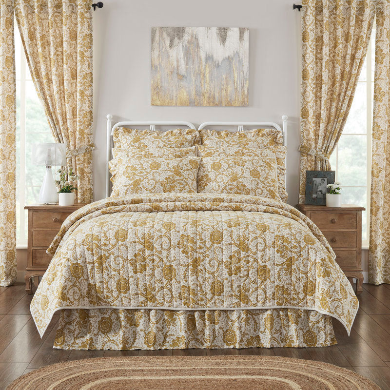 Ayda Cream/Mustard Standard Cotton 52 TC Reversible Quilt added by Karina Bumatay