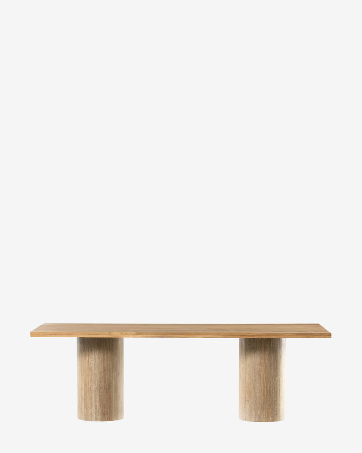 Everest Dining Table added by Riana Teixeira