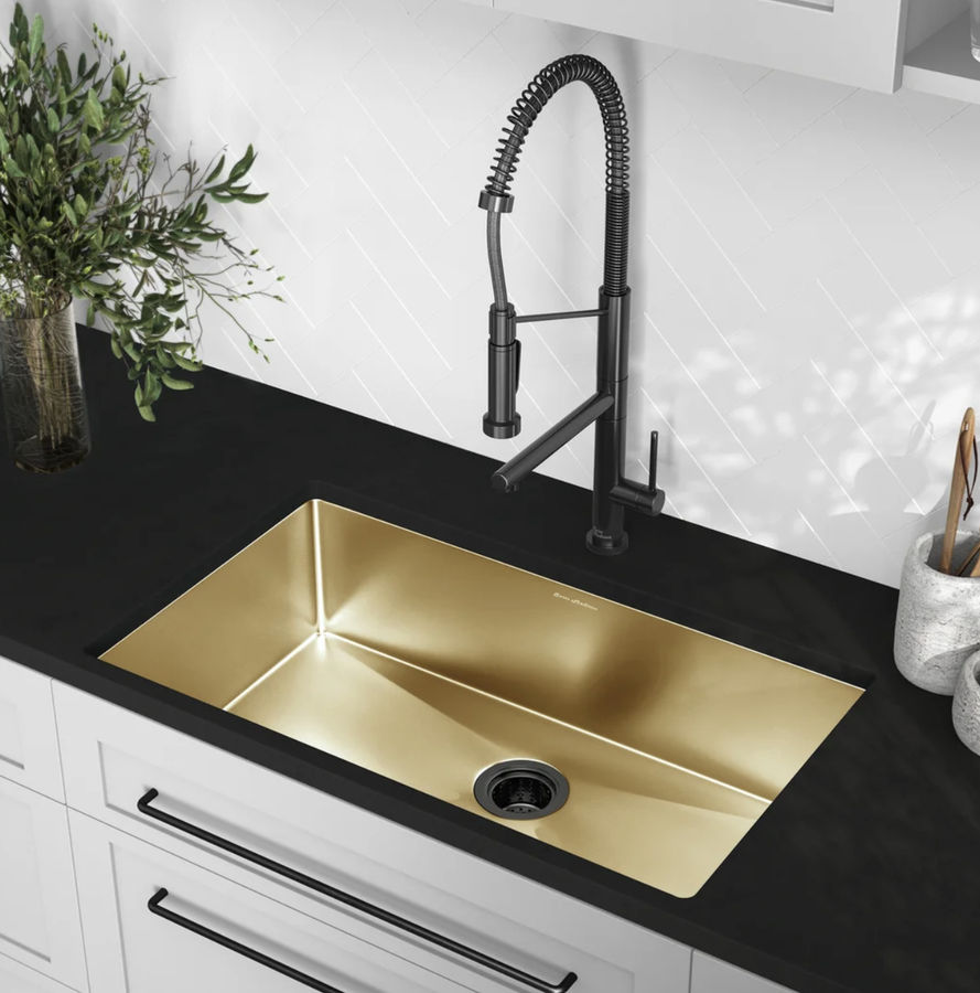 Rivage 32" L x 19" W Undermount Kitchen Sink added by Erin Adkins-Oury