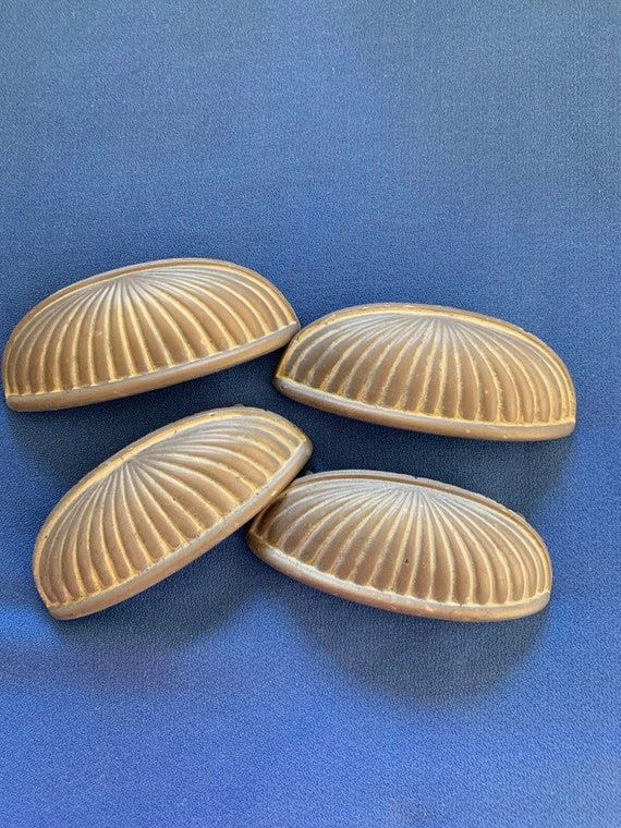 Vintage 1990s Clamshell Satin Finish Drawer Pull NOS Single - Etsy added by Spoak Member