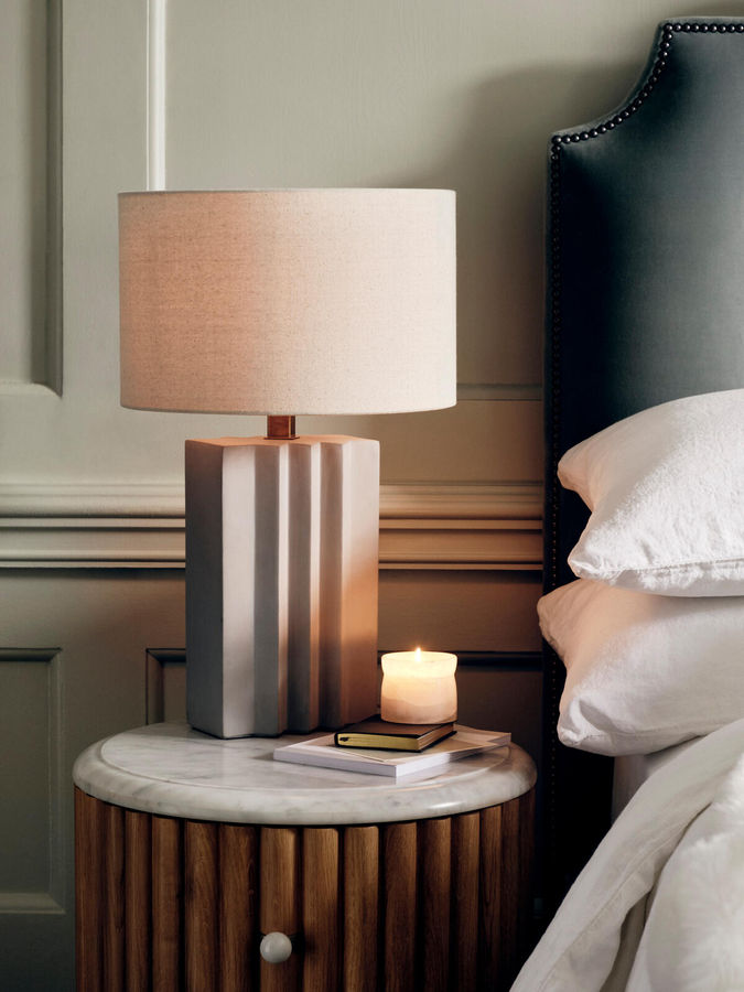 Bergamot & Mandarin Zest Bianco Candle, Medium - Soho Home added by Ali Dyer