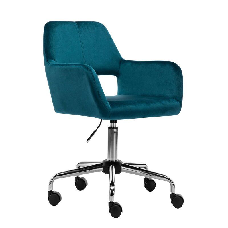 Kai Task Chair added by Caileigh Parton