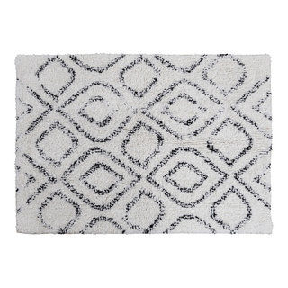 Cotton Tufted Bath Mat With Diamond Pattern - Scandinavian - Bath Mats - by Creative Co-op | Houzz added by Bethesda Contracting