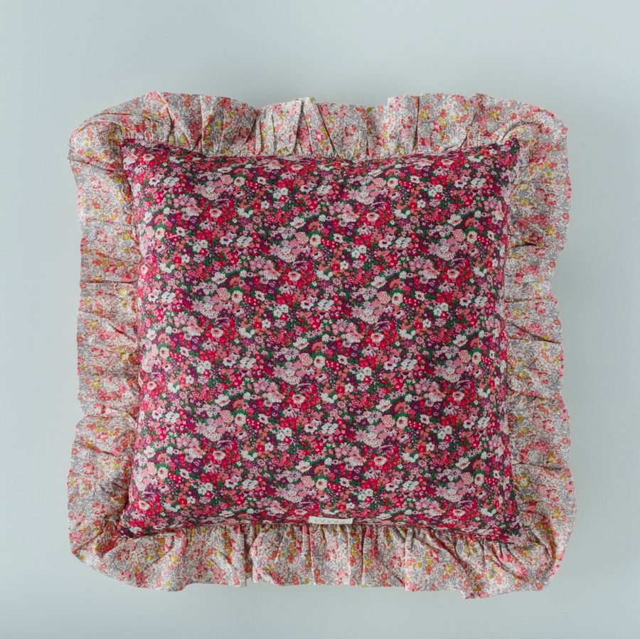 Hopscotch Frill Cushion added by Spoak 