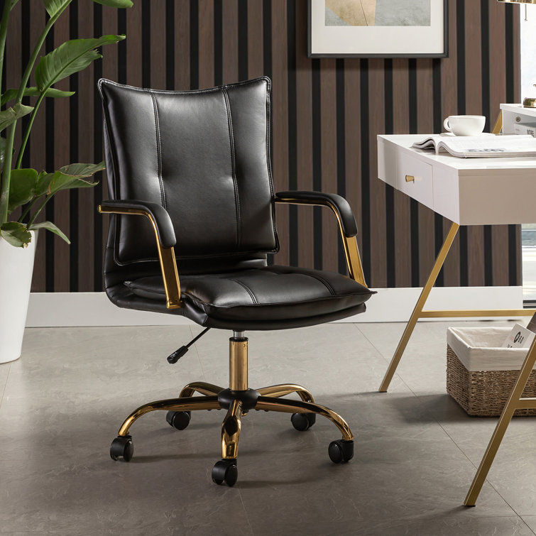 desk chair  added by sallie tyler