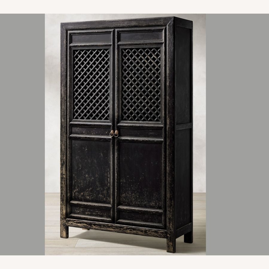 Cabinet added by Kate Valk