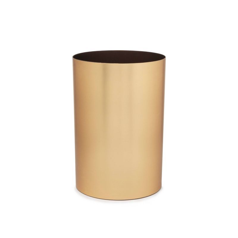 target trash can added by SABi iNTERIORS