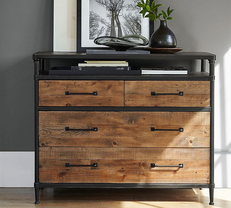 Juno Reclaimed Wood 4-Drawer Dresser added by Olga Dragieva