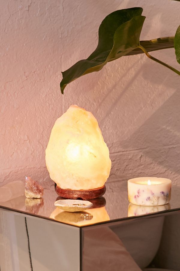 Himalayan Salt Lamp added by erika grossman
