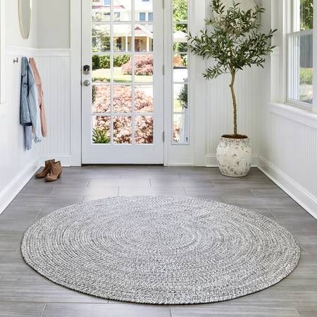 Salt and Pepper Solid Braided Indoor/Outdoor 8' Round Area Rug added by Evelyn Arraiga