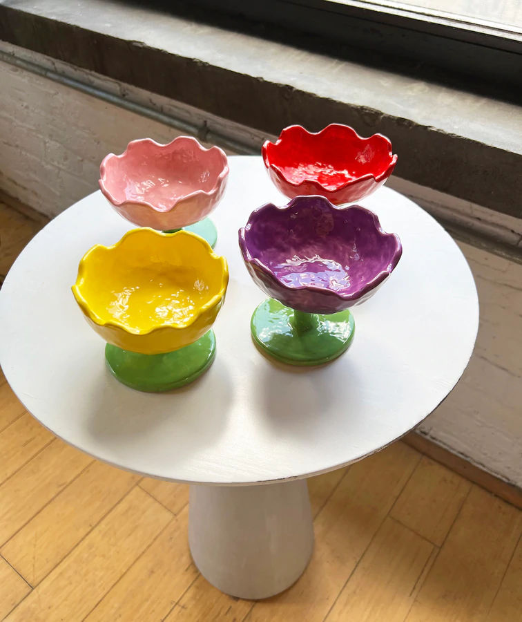 Tulip Ashtray in Yellow added by Spoak 