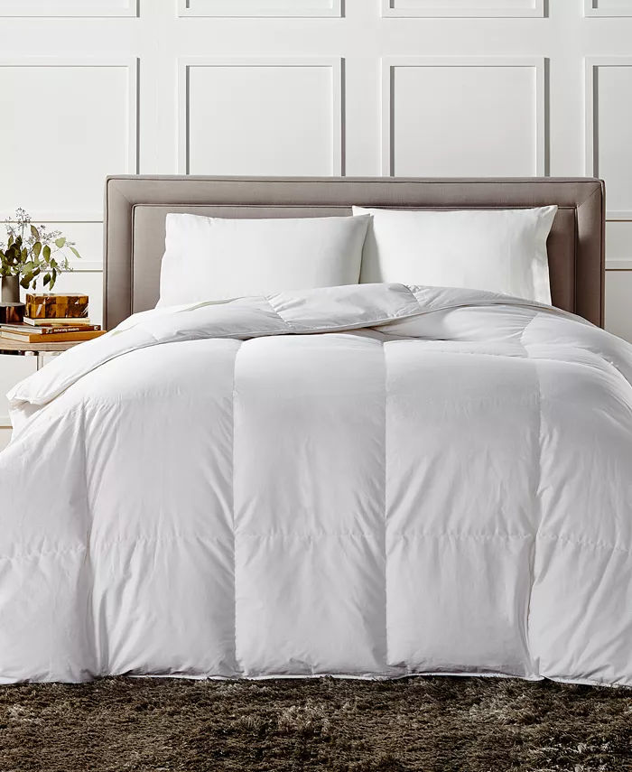 Medium Weight Down Comforter added by Sarah Jane Meek