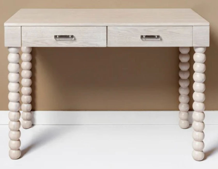 Gwenyth Desk added by Madeline Spillars