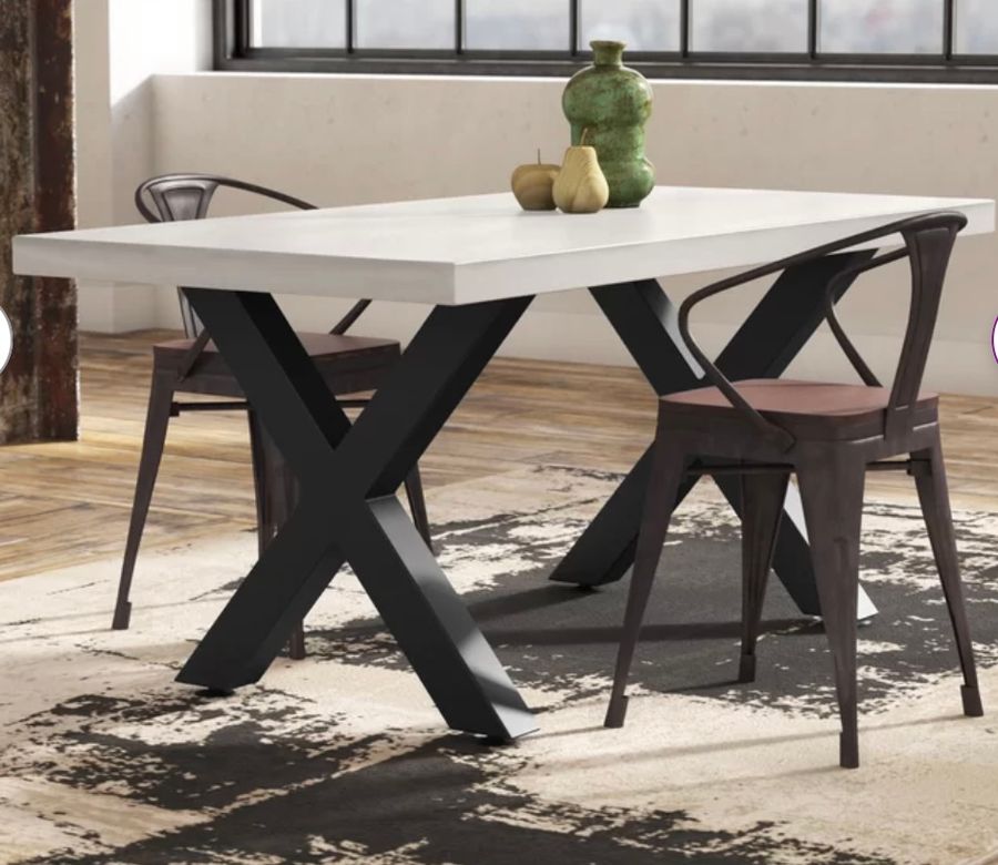 Dining table added by Kylie Park