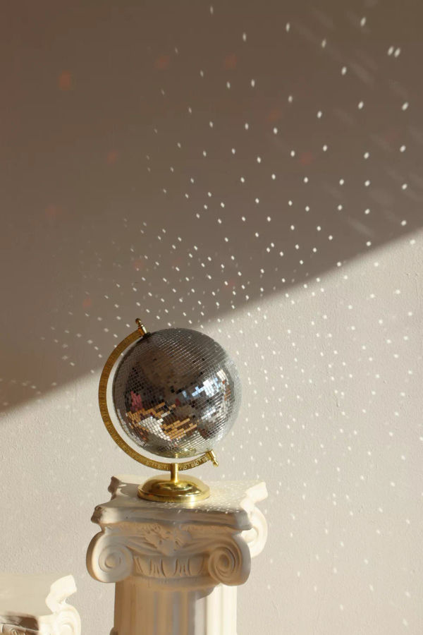 Sofiest Designs Disco Globe added by Kate Seymour