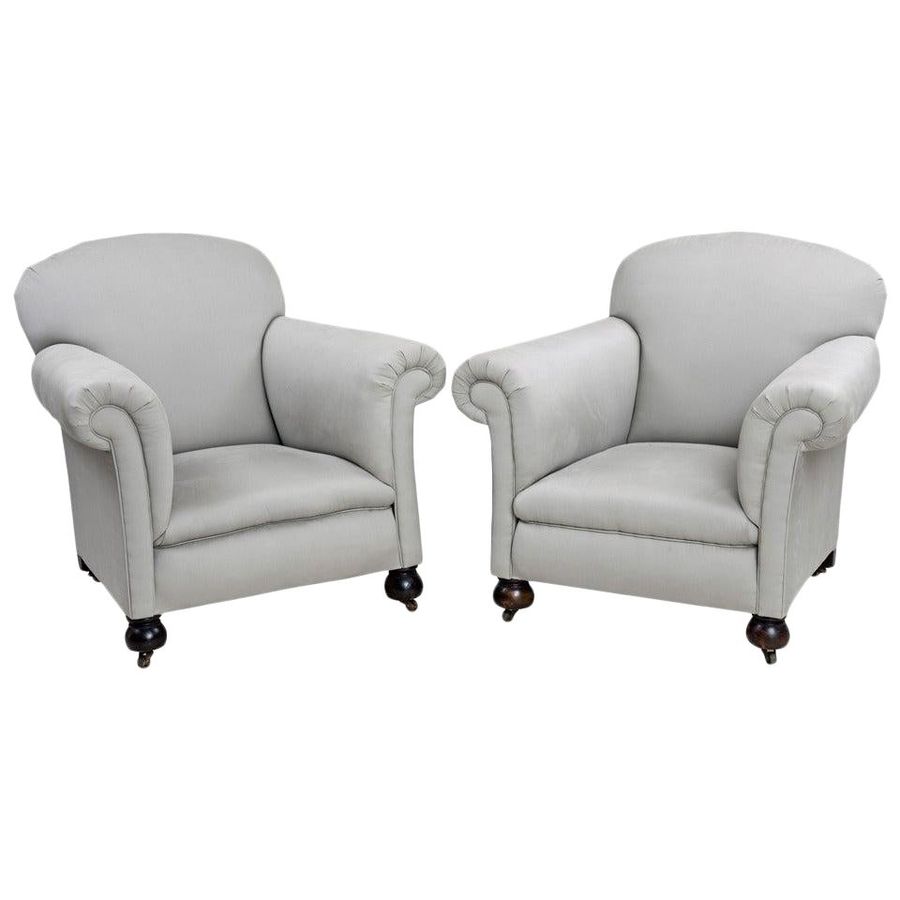 English Club Chairs - a Pair added by Spoak Member