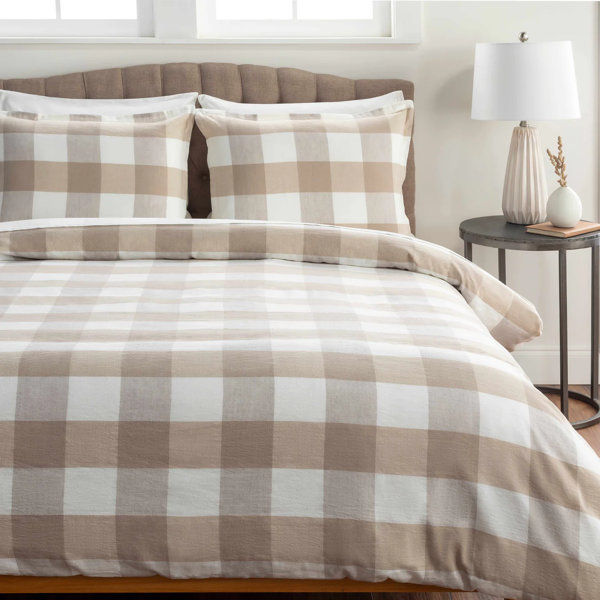 Margaux Bedding added by Karina Bumatay