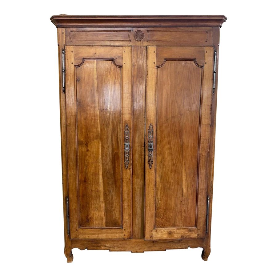 18th Century French Oak Armoire added by Samantha Danahy