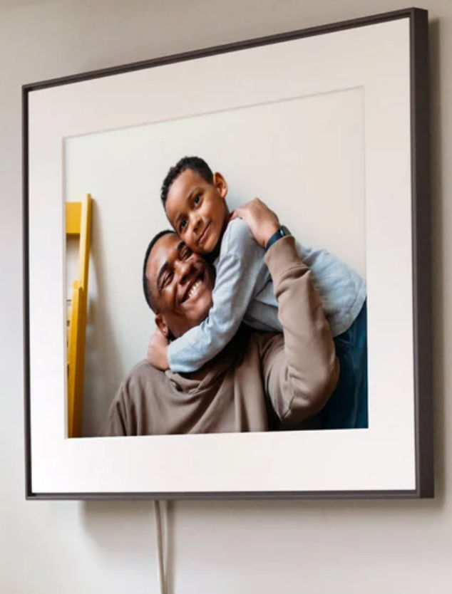 Walden Ink with Textured Mat - Smart HD Digital Picture Frame | Aura added by Shannon Jones