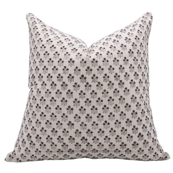 Levert Cotton Indoor/Outdoor Pillow Cover added by Anna Perry