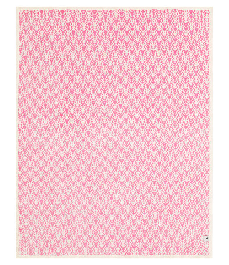 Brewster Scallops Light Pink Blanket added by Spoak Member