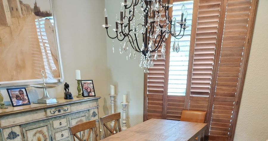 dining room table set added by Ashlee Olsem