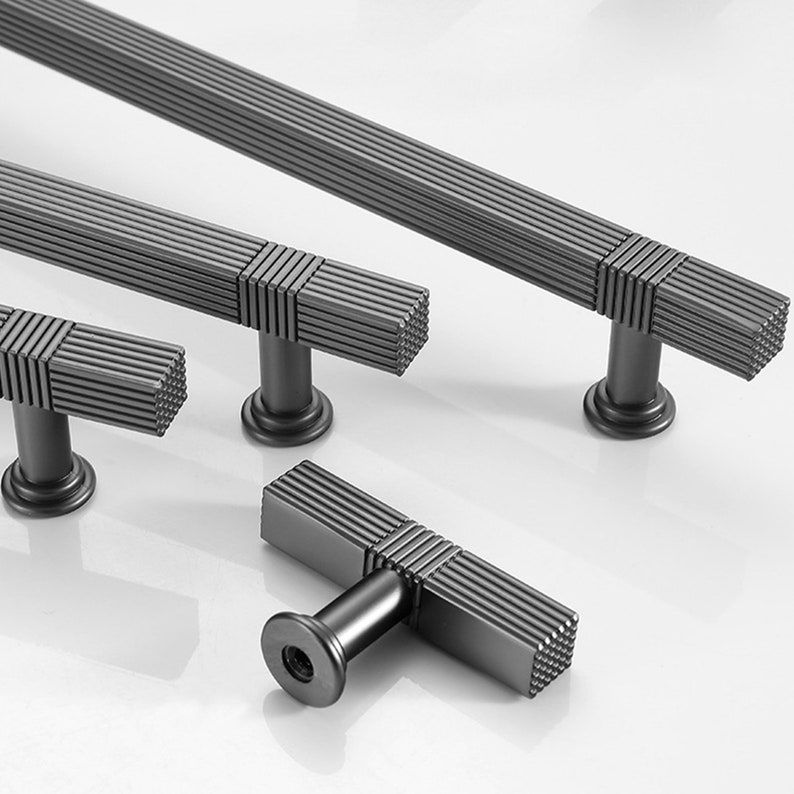 (Hardware) Modern Grain Gun/Dark Gray Pulls and Knobs added by Kate Savitch