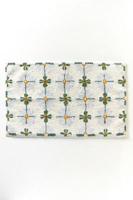 Daisy Tile Bath Mat added by Lisa Chaves
