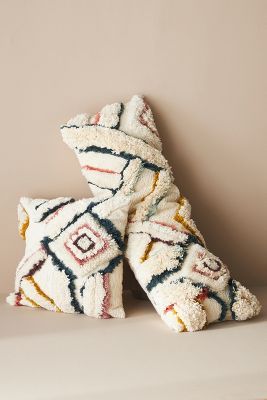 Tufted Lulu Pillow added by HELEN SALGADO