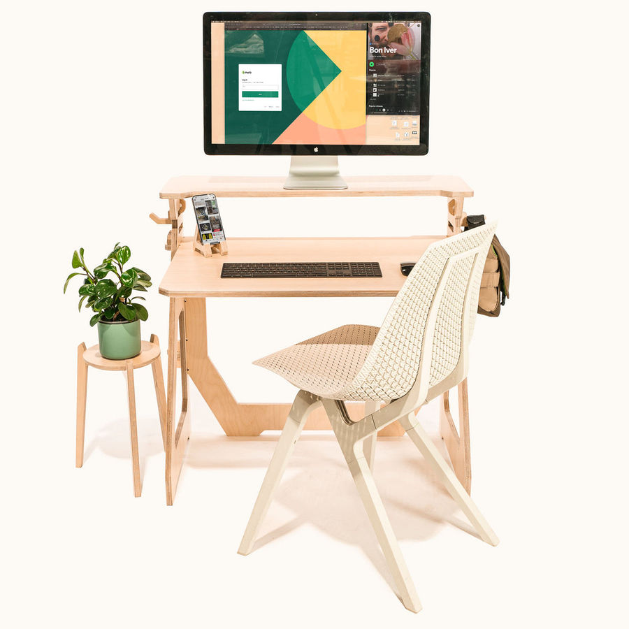 Small Desk added by Alexina Salinas