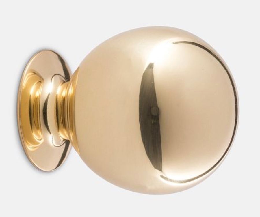 Knob added by Deborah Schadel