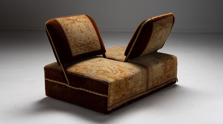 Carpet & Velvet Tete-a-Tete added by Melissa Genest