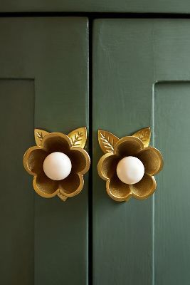 Nena Flower Knobs, Set of 2 added by Bonnie Whitfield
