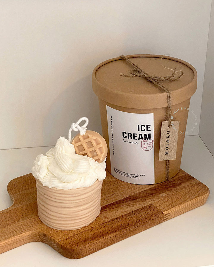 Vanilla Ice Cream Candle added by Spoak 