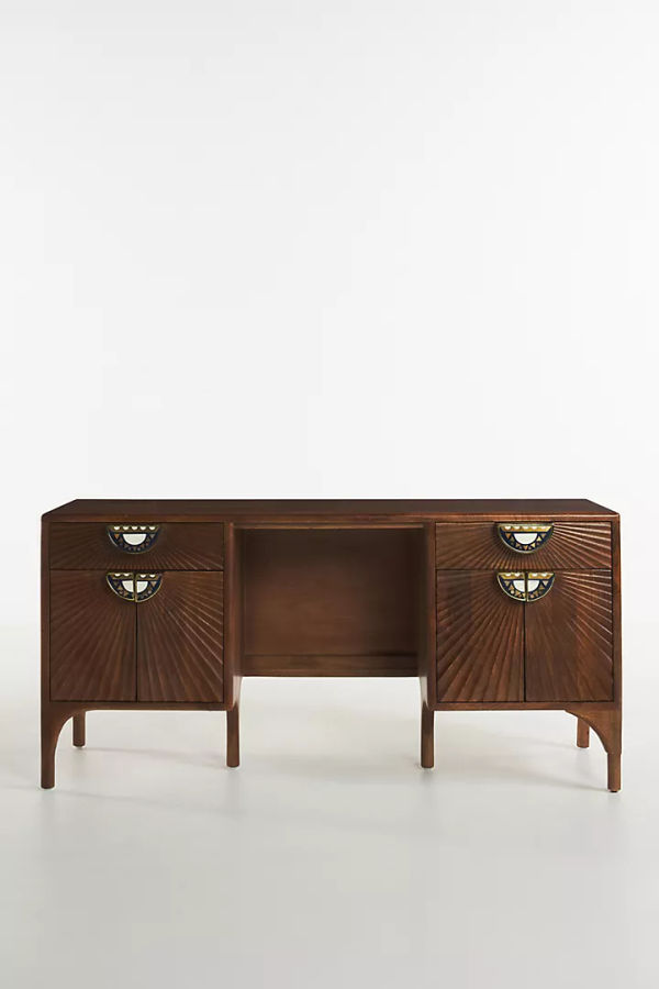 Desk added by Rachel Plymale