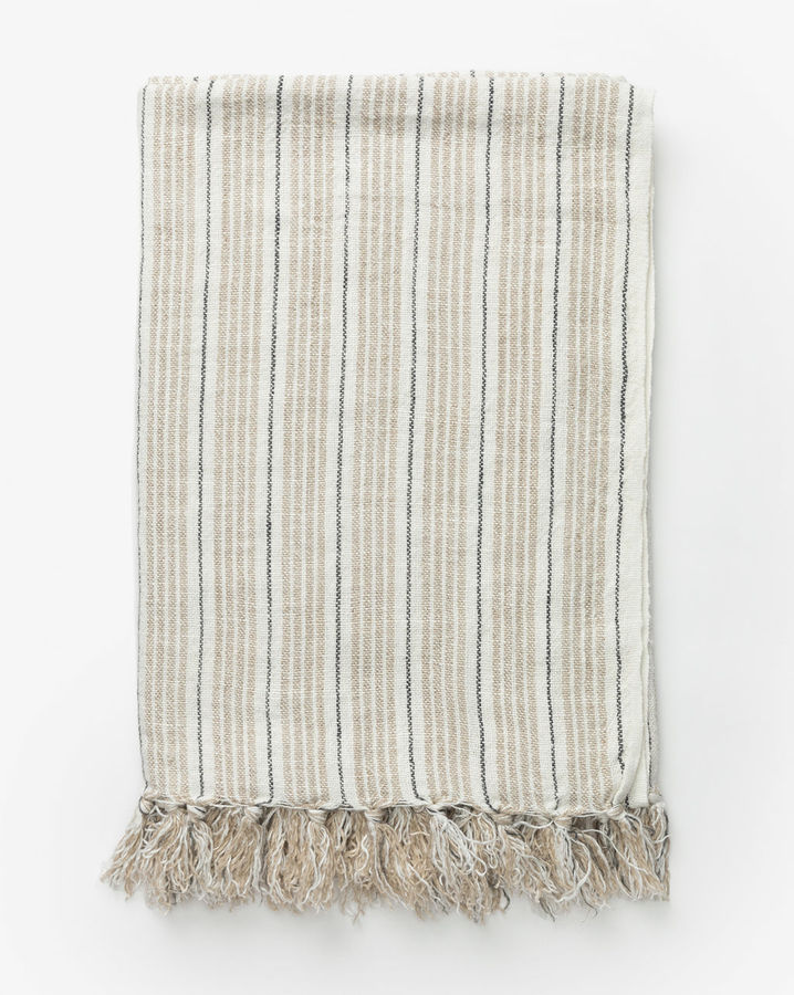 Neutral Stripe Throw added by Sonia Damberg