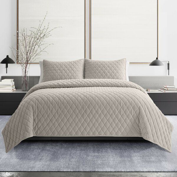 Diamond Velvet Quilt Set-King-Beige added by Morgan Hatch