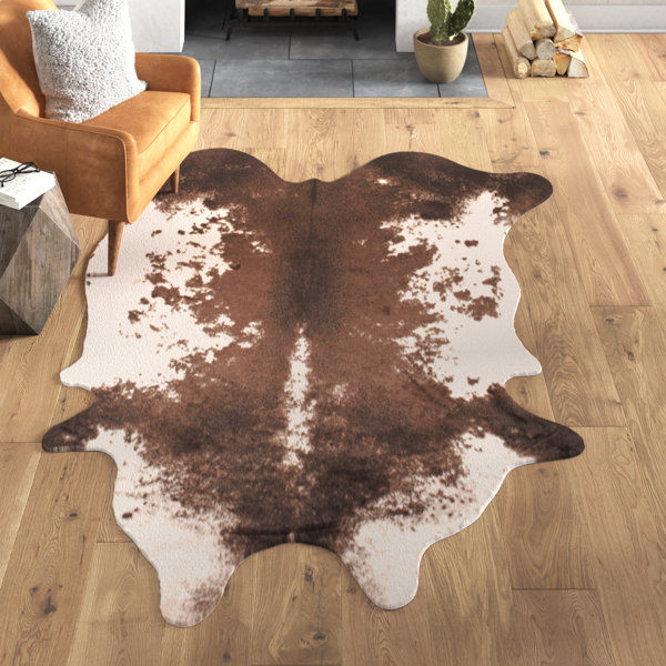 Mello Faux Cowhide Brown/Ivory Rug added by Nomadic Nooks