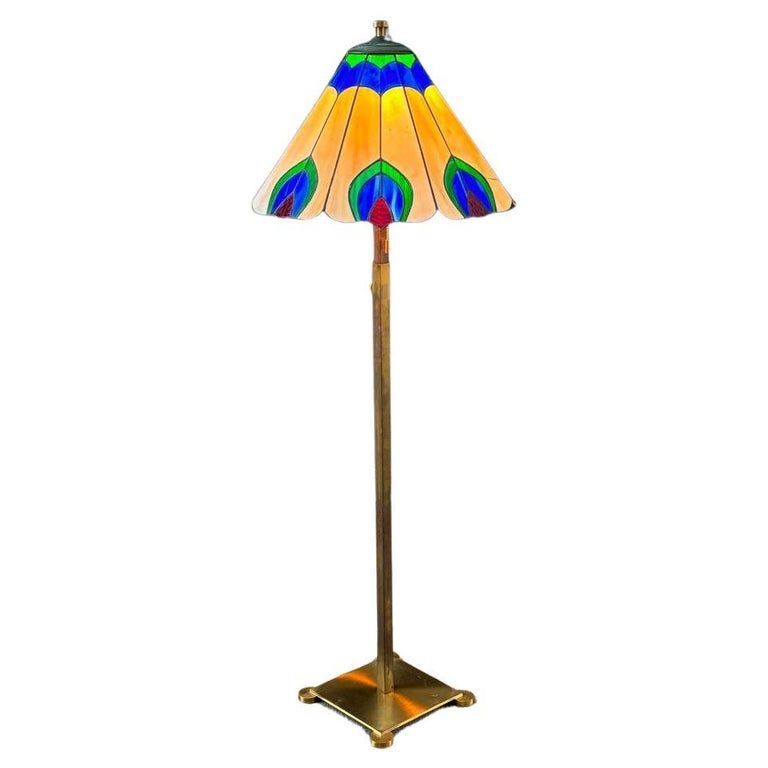 Antique Art Deco Style Floor Lamp with Tiffany Style Shade added by Kathleen Barkley