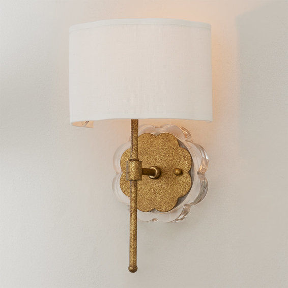 Scalloped Daisy Shade Sconce added by Caroline Osborn