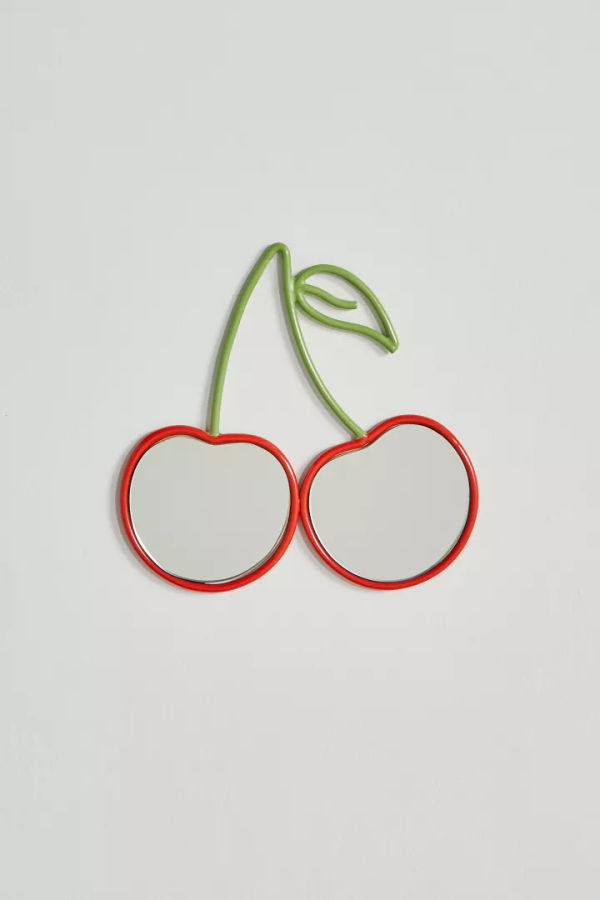 Cherry Wire Wall Mirror added by Daniela Ulloa Villarreal