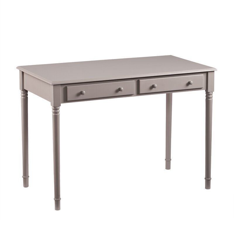 Lyndsay Desk added by Alyssa Pearson