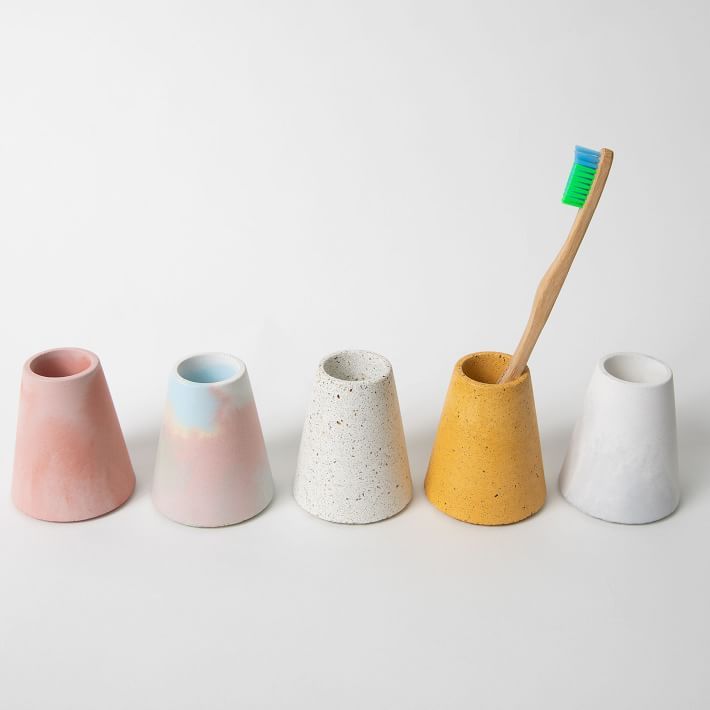 Pretti.Cool Toothbrush Holder added by Spoak 